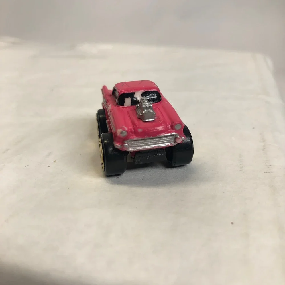 Road Champs 1987 S1 Hot Pink 1957 Chevy Bel Air Mini Monster Wheels‎